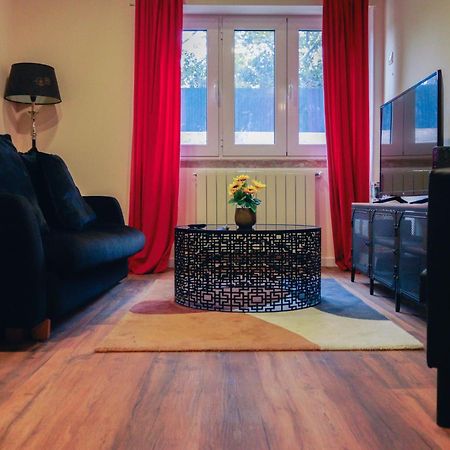 Flh Alcantara Stylish Duplex With Terrace Lisbona Esterno foto