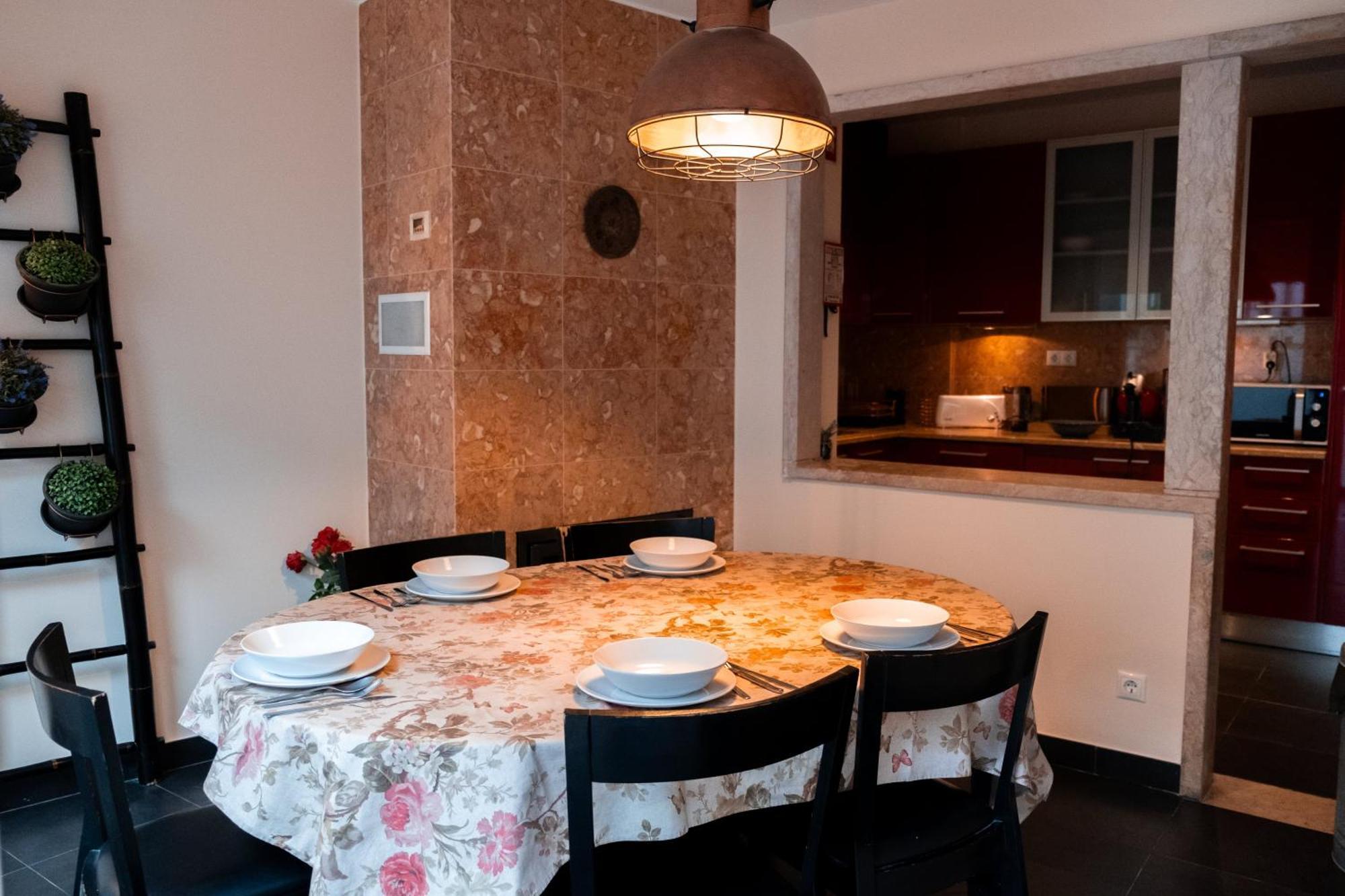 Flh Alcantara Stylish Duplex With Terrace Lisbona Esterno foto