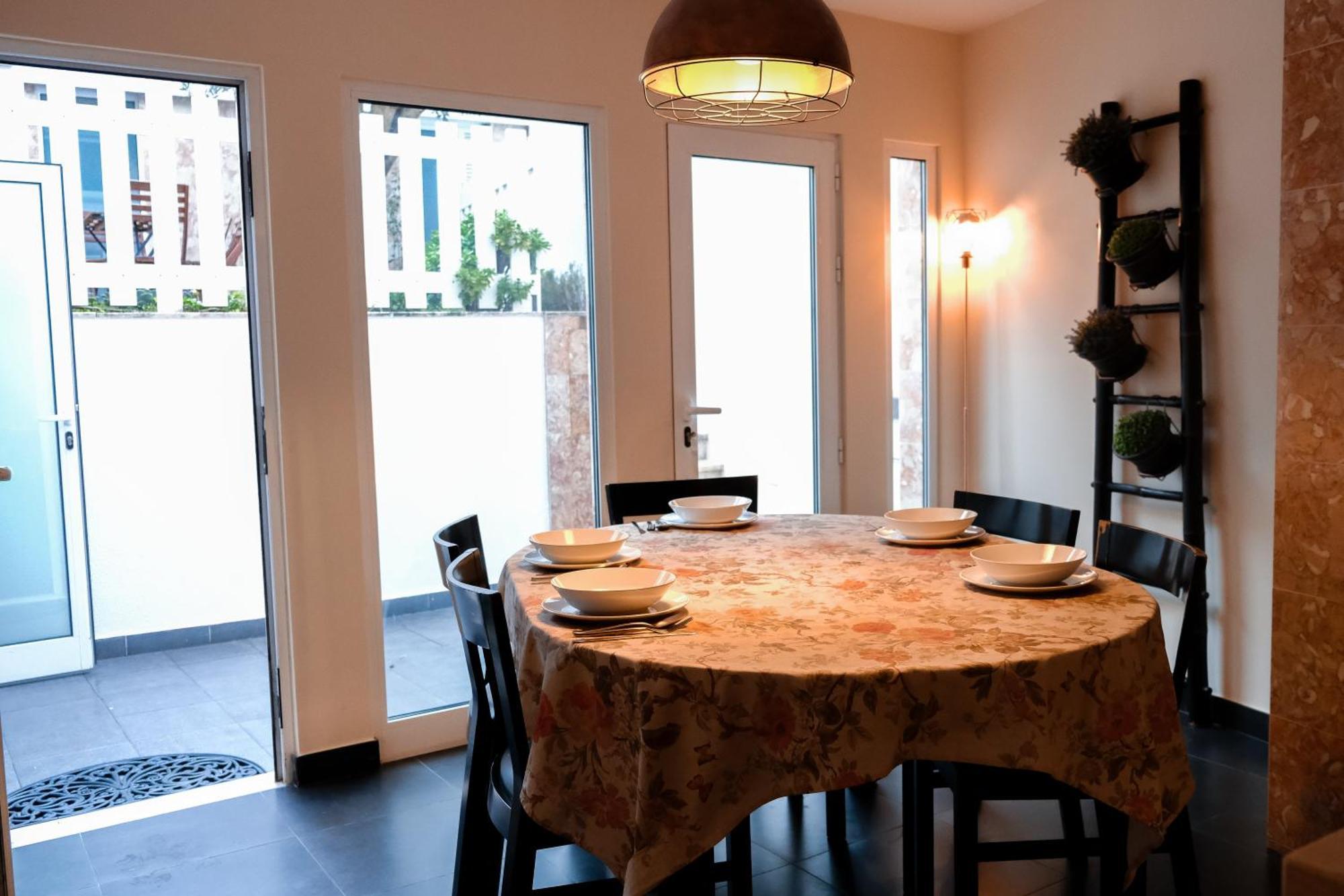 Flh Alcantara Stylish Duplex With Terrace Lisbona Esterno foto